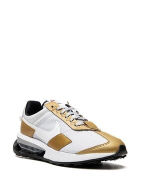 Nike Air Max Pre Day SE sneakers "Pure Platinum / Metallic Gold"
